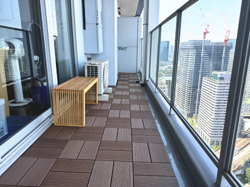 ハンディテクノ　人口木デッキ（Eデッキ）施工バルコニーバルコニー