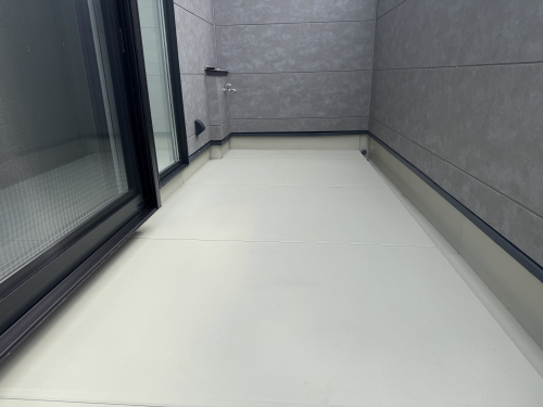 バルコニー・ベランダフラット（床上げ）デッキAQUGA　RIN-2　（リナータ）　施工バルコニー