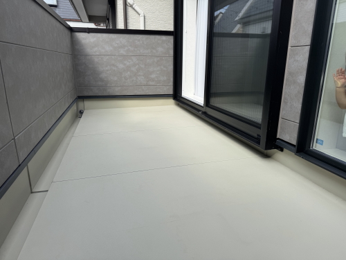 バルコニー・ベランダフラット（床上げ）デッキAQUGA　RIN-2　（リナータ）　施工バルコニー