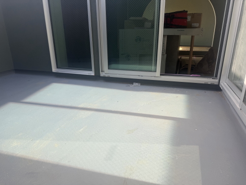 バルコニー・ベランダフラット（床上げ）デッキAQUGA（アクーガ）RIN-5　（リナータ）　施工バルコニー